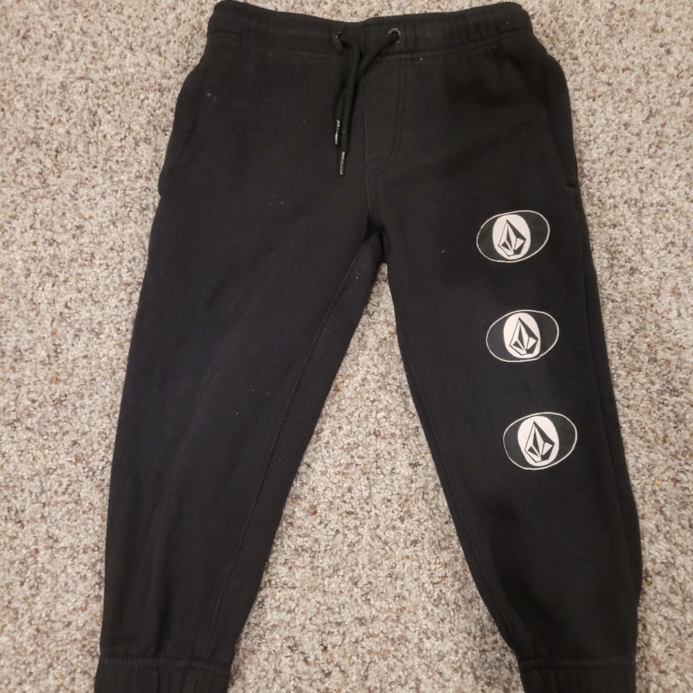 Volcom Bundle - Picture 2 of 6